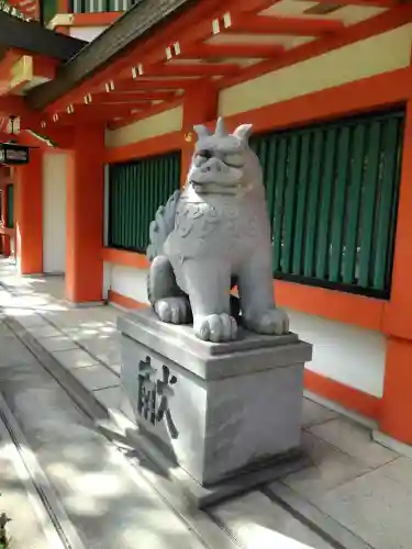 千葉神社の狛犬