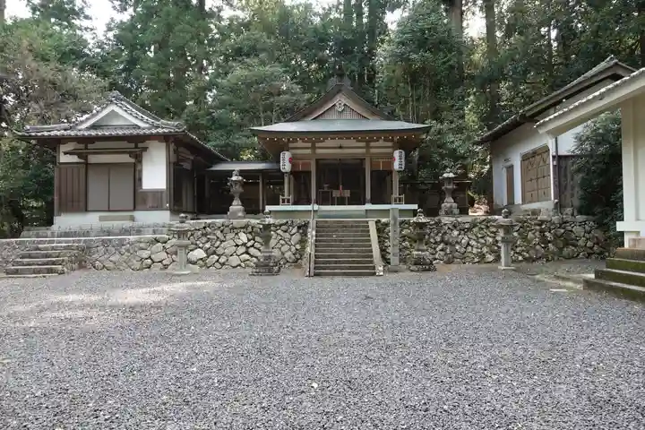 惣社水分神社の本殿・本堂