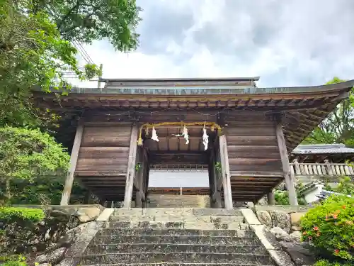 荒田神社の山門・神門