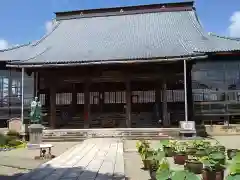 引接寺の本殿