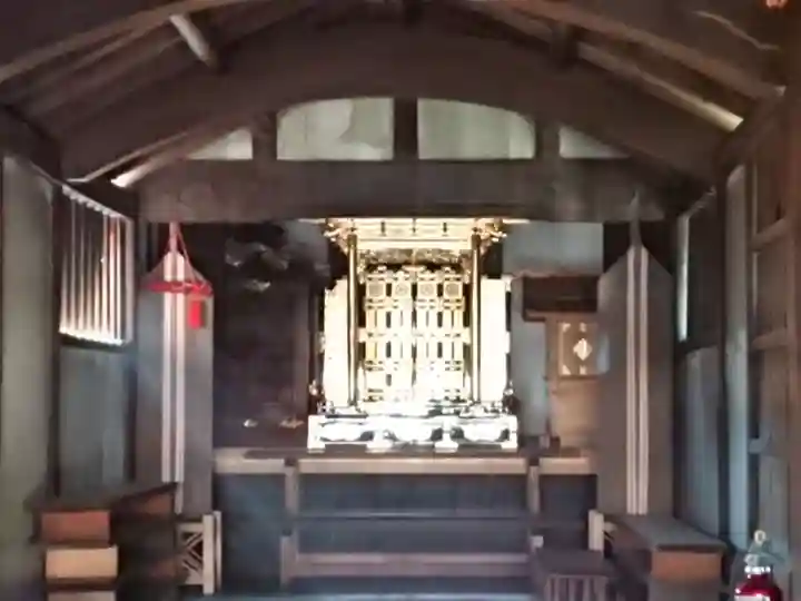 御鍬社の本殿・本堂