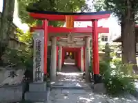 注連縣稲荷神社の鳥居