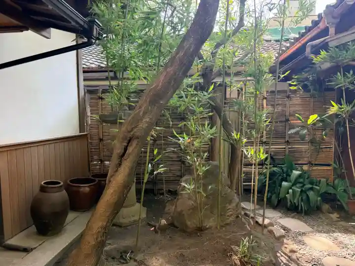 菅生神社の{uncategorized: "未分類", other: "その他", undefined: "問題あり", building: "その他建物", grave: "お墓", sacred_gate: "鳥居", guardian: "狛犬", statue: "像", buddha: "仏像", history: "歴史", nature: "自然", garden: "庭園", animal: "動物", pagoda: "塔", temizu: "手水舎", mountain_gate: "山門・神門", sanctuary: "本殿・本堂", subordinate: "末社・摂社", art: "芸術", scenery: "景色", jizo: "地蔵", ema: "絵馬", goshuin: "御朱印", omikuji: "おみくじ", items: "授与品その他", amulet: "お守り", goshuincho: "御朱印帳", eats: "食事", festival: "お祭り", votive_dance: "神楽", shichigosan: "七五三参", wedding: "結婚式", experience: "体験その他", initially: "初詣", around: "周辺", anti_infection: "感染症対策"}
