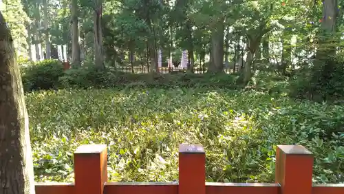 出羽神社(出羽三山神社)～三神合祭殿～の庭園