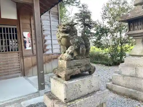 子守勝手神社の狛犬