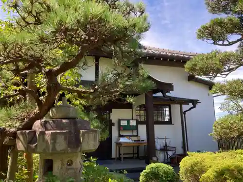 光照寺の建物その他