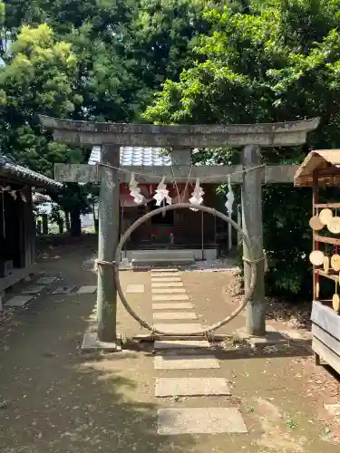 鶴峯八幡宮の{uncategorized: "未分類", other: "その他", undefined: "問題あり", building: "その他建物", grave: "お墓", sacred_gate: "鳥居", guardian: "狛犬", statue: "像", buddha: "仏像", history: "歴史", nature: "自然", garden: "庭園", animal: "動物", pagoda: "塔", temizu: "手水舎", mountain_gate: "山門・神門", sanctuary: "本殿・本堂", subordinate: "末社・摂社", art: "芸術", scenery: "景色", jizo: "地蔵", ema: "絵馬", goshuin: "御朱印", omikuji: "おみくじ", items: "授与品その他", amulet: "お守り", goshuincho: "御朱印帳", eats: "食事", festival: "お祭り", votive_dance: "神楽", shichigosan: "七五三参", wedding: "結婚式", experience: "体験その他", initially: "初詣", around: "周辺", anti_infection: "感染症対策"}