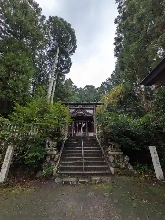 岩井堂(圓融寺境外観音堂)(埼玉県)