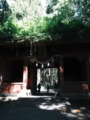 戸隠神社奥社の{uncategorized: "未分類", other: "その他", undefined: "問題あり", building: "その他建物", grave: "お墓", sacred_gate: "鳥居", guardian: "狛犬", statue: "像", buddha: "仏像", history: "歴史", nature: "自然", garden: "庭園", animal: "動物", pagoda: "塔", temizu: "手水舎", mountain_gate: "山門・神門", sanctuary: "本殿・本堂", subordinate: "末社・摂社", art: "芸術", scenery: "景色", jizo: "地蔵", ema: "絵馬", goshuin: "御朱印", omikuji: "おみくじ", items: "授与品その他", amulet: "お守り", goshuincho: "御朱印帳", eats: "食事", festival: "お祭り", votive_dance: "神楽", shichigosan: "七五三参", wedding: "結婚式", experience: "体験その他", initially: "初詣", around: "周辺", anti_infection: "感染症対策"}