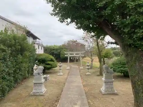 白山神社の鳥居