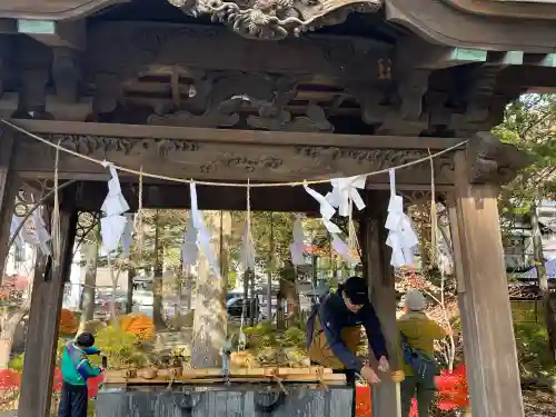 諏訪大社下社秋宮(長野県)