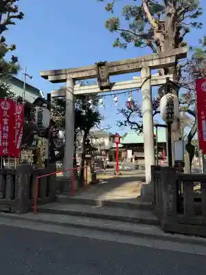 久富稲荷神社の{uncategorized: "未分類", other: "その他", undefined: "問題あり", building: "その他建物", grave: "お墓", sacred_gate: "鳥居", guardian: "狛犬", statue: "像", buddha: "仏像", history: "歴史", nature: "自然", garden: "庭園", animal: "動物", pagoda: "塔", temizu: "手水舎", mountain_gate: "山門・神門", sanctuary: "本殿・本堂", subordinate: "末社・摂社", art: "芸術", scenery: "景色", jizo: "地蔵", ema: "絵馬", goshuin: "御朱印", omikuji: "おみくじ", items: "授与品その他", amulet: "お守り", goshuincho: "御朱印帳", eats: "食事", festival: "お祭り", votive_dance: "神楽", shichigosan: "七五三参", wedding: "結婚式", experience: "体験その他", initially: "初詣", around: "周辺", anti_infection: "感染症対策"}
