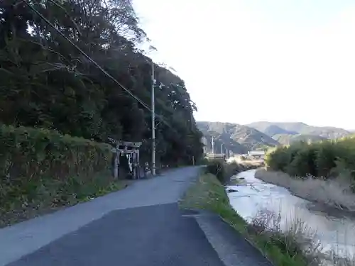 室津神社の周辺