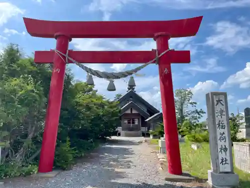 大津稲荷神社の鳥居