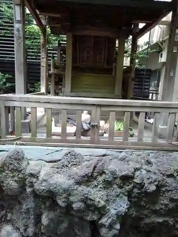 稲荷鬼王神社の末社・摂社