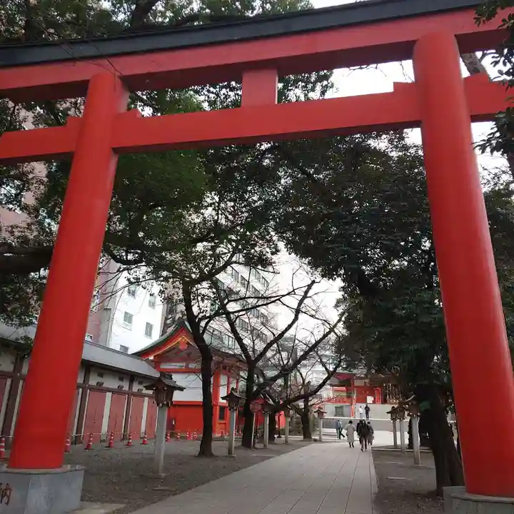 花園神社の鳥居
