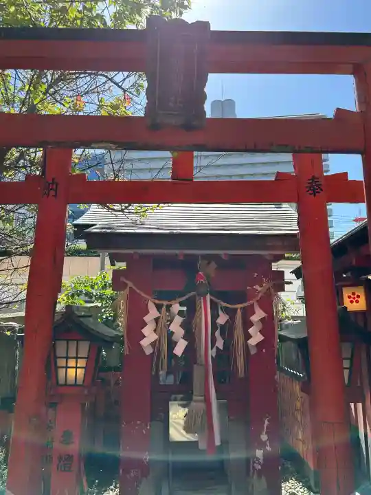 玉姫稲荷社の{uncategorized: "未分類", other: "その他", undefined: "問題あり", building: "その他建物", grave: "お墓", sacred_gate: "鳥居", guardian: "狛犬", statue: "像", buddha: "仏像", history: "歴史", nature: "自然", garden: "庭園", animal: "動物", pagoda: "塔", temizu: "手水舎", mountain_gate: "山門・神門", sanctuary: "本殿・本堂", subordinate: "末社・摂社", art: "芸術", scenery: "景色", jizo: "地蔵", ema: "絵馬", goshuin: "御朱印", omikuji: "おみくじ", items: "授与品その他", amulet: "お守り", goshuincho: "御朱印帳", eats: "食事", festival: "お祭り", votive_dance: "神楽", shichigosan: "七五三参", wedding: "結婚式", experience: "体験その他", initially: "初詣", around: "周辺", anti_infection: "感染症対策"}