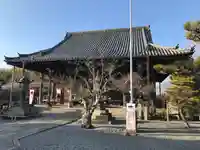 穴太寺の本殿・本堂