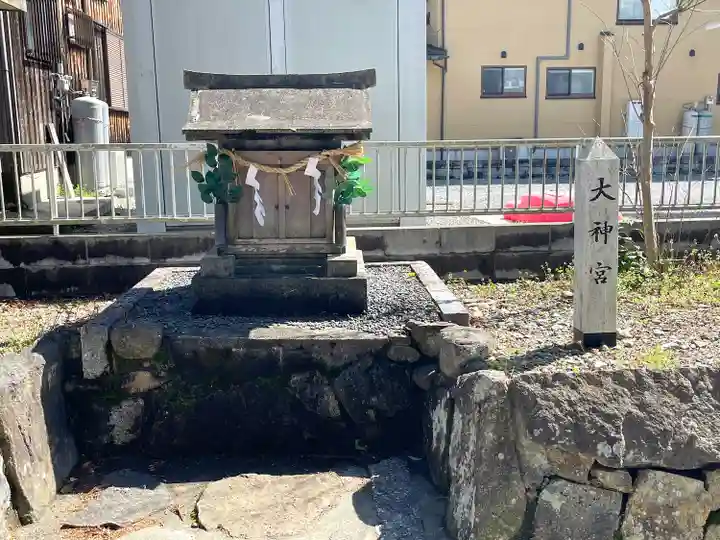 三所神社(滋賀県)