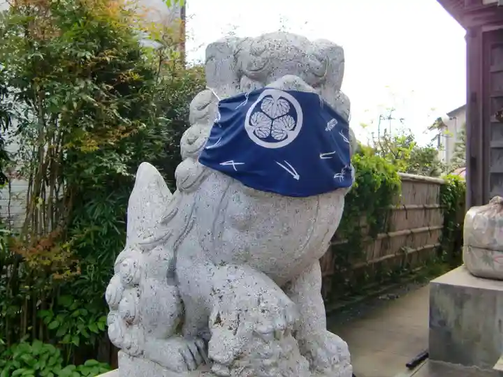 八日市場東照宮の狛犬