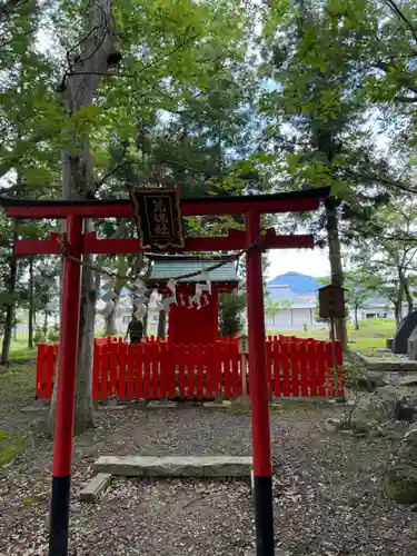 生島足島神社の末社