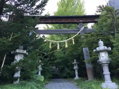 平岸天満宮・太平山三吉神社の鳥居