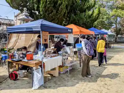 三津厳島神社の周辺