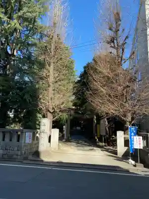 青山熊野神社の{uncategorized: "未分類", other: "その他", undefined: "問題あり", building: "その他建物", grave: "お墓", sacred_gate: "鳥居", guardian: "狛犬", statue: "像", buddha: "仏像", history: "歴史", nature: "自然", garden: "庭園", animal: "動物", pagoda: "塔", temizu: "手水舎", mountain_gate: "山門・神門", sanctuary: "本殿・本堂", subordinate: "末社・摂社", art: "芸術", scenery: "景色", jizo: "地蔵", ema: "絵馬", goshuin: "御朱印", omikuji: "おみくじ", items: "授与品その他", amulet: "お守り", goshuincho: "御朱印帳", eats: "食事", festival: "お祭り", votive_dance: "神楽", shichigosan: "七五三参", wedding: "結婚式", experience: "体験その他", initially: "初詣", around: "周辺", anti_infection: "感染症対策"}