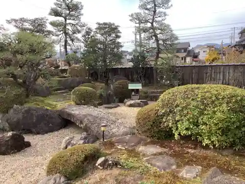 長福寺の庭園