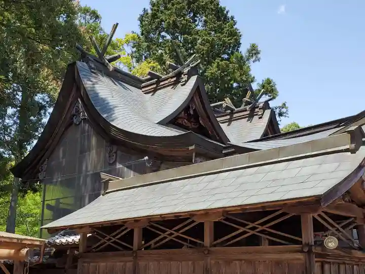 阿陀岡神社の本殿・本堂