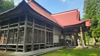 出羽月山湯殿山摂社岩根沢三神社（三山神社）の本殿・本堂