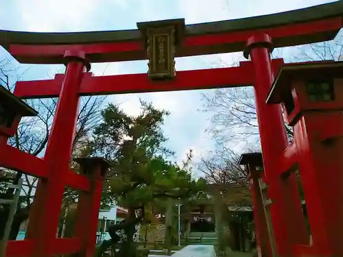 彌彦神社　(伊夜日子神社)の鳥居