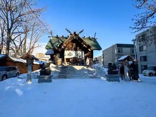 札幌諏訪神社の本殿・本堂