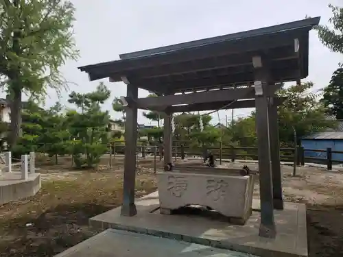 島八幡社の手水舎