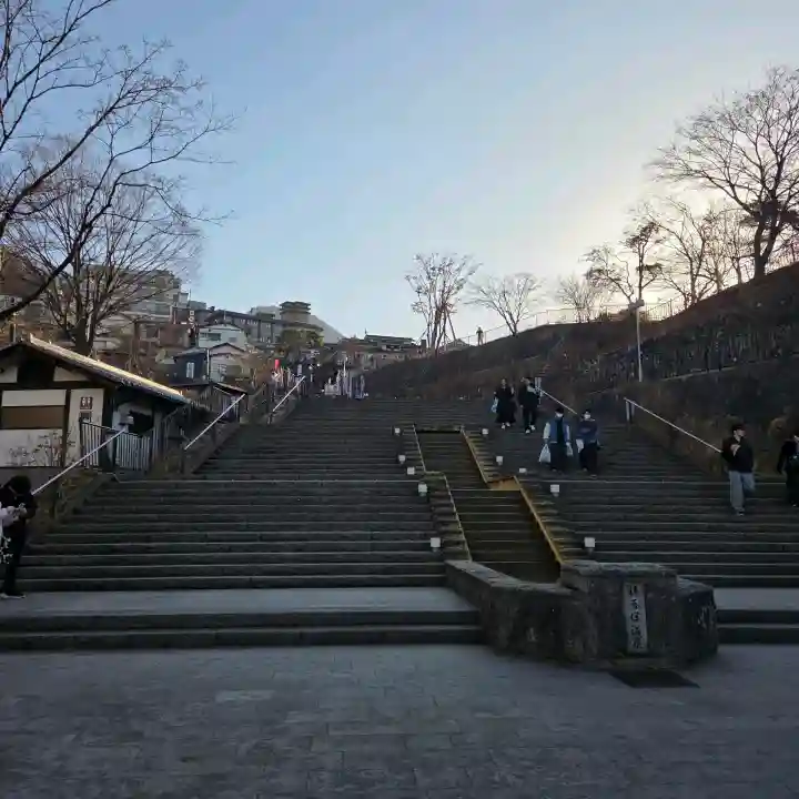 伊香保神社の{uncategorized: "未分類", other: "その他", undefined: "問題あり", building: "その他建物", grave: "お墓", sacred_gate: "鳥居", guardian: "狛犬", statue: "像", buddha: "仏像", history: "歴史", nature: "自然", garden: "庭園", animal: "動物", pagoda: "塔", temizu: "手水舎", mountain_gate: "山門・神門", sanctuary: "本殿・本堂", subordinate: "末社・摂社", art: "芸術", scenery: "景色", jizo: "地蔵", ema: "絵馬", goshuin: "御朱印", omikuji: "おみくじ", items: "授与品その他", amulet: "お守り", goshuincho: "御朱印帳", eats: "食事", festival: "お祭り", votive_dance: "神楽", shichigosan: "七五三参", wedding: "結婚式", experience: "体験その他", initially: "初詣", around: "周辺", anti_infection: "感染症対策"}