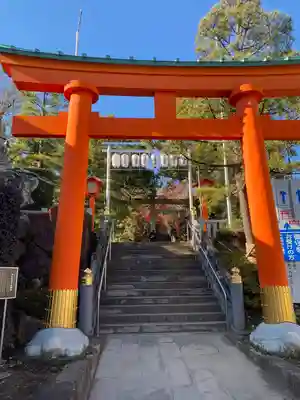 穴八幡宮の鳥居