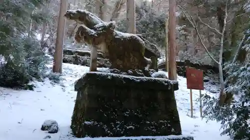 長谷部神社（加賀市）の像