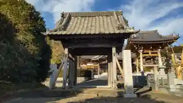 不動院の山門・神門