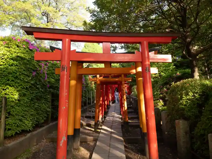乙女稲荷神社の{uncategorized: "未分類", other: "その他", undefined: "問題あり", building: "その他建物", grave: "お墓", sacred_gate: "鳥居", guardian: "狛犬", statue: "像", buddha: "仏像", history: "歴史", nature: "自然", garden: "庭園", animal: "動物", pagoda: "塔", temizu: "手水舎", mountain_gate: "山門・神門", sanctuary: "本殿・本堂", subordinate: "末社・摂社", art: "芸術", scenery: "景色", jizo: "地蔵", ema: "絵馬", goshuin: "御朱印", omikuji: "おみくじ", items: "授与品その他", amulet: "お守り", goshuincho: "御朱印帳", eats: "食事", festival: "お祭り", votive_dance: "神楽", shichigosan: "七五三参", wedding: "結婚式", experience: "体験その他", initially: "初詣", around: "周辺", anti_infection: "感染症対策"}
