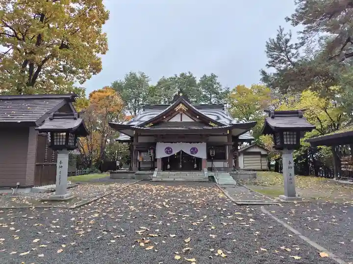 鷹栖神社の本殿・本堂