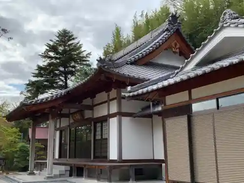 歓喜院の本殿・本堂