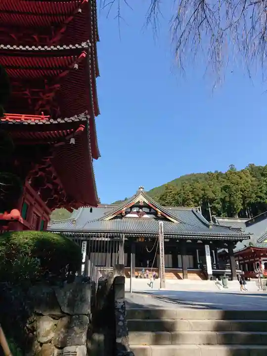 久遠寺の本殿・本堂