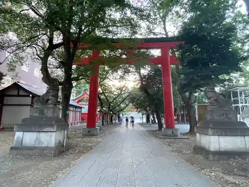 花園神社の鳥居