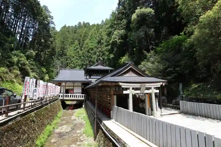 脳天大神龍王院のその他建物