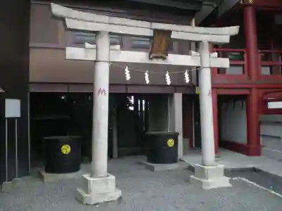 羽田神社の鳥居