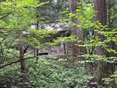 雄山神社中宮祈願殿(富山県)