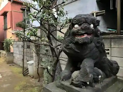 石井神社の{uncategorized: "未分類", other: "その他", undefined: "問題あり", building: "その他建物", grave: "お墓", sacred_gate: "鳥居", guardian: "狛犬", statue: "像", buddha: "仏像", history: "歴史", nature: "自然", garden: "庭園", animal: "動物", pagoda: "塔", temizu: "手水舎", mountain_gate: "山門・神門", sanctuary: "本殿・本堂", subordinate: "末社・摂社", art: "芸術", scenery: "景色", jizo: "地蔵", ema: "絵馬", goshuin: "御朱印", omikuji: "おみくじ", items: "授与品その他", amulet: "お守り", goshuincho: "御朱印帳", eats: "食事", festival: "お祭り", votive_dance: "神楽", shichigosan: "七五三参", wedding: "結婚式", experience: "体験その他", initially: "初詣", around: "周辺", anti_infection: "感染症対策"}