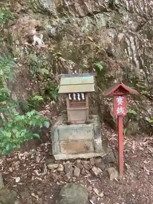 桃太郎神社（栗栖）の末社・摂社