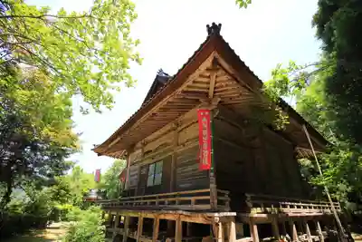 巖倉寺の本殿・本堂