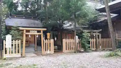 幣立神宮の末社・摂社